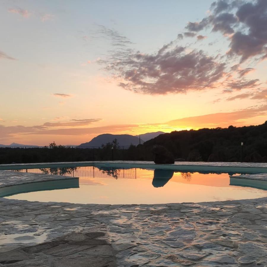 הוילה דורגלי Agriturismo Muristene מראה חיצוני תמונה
