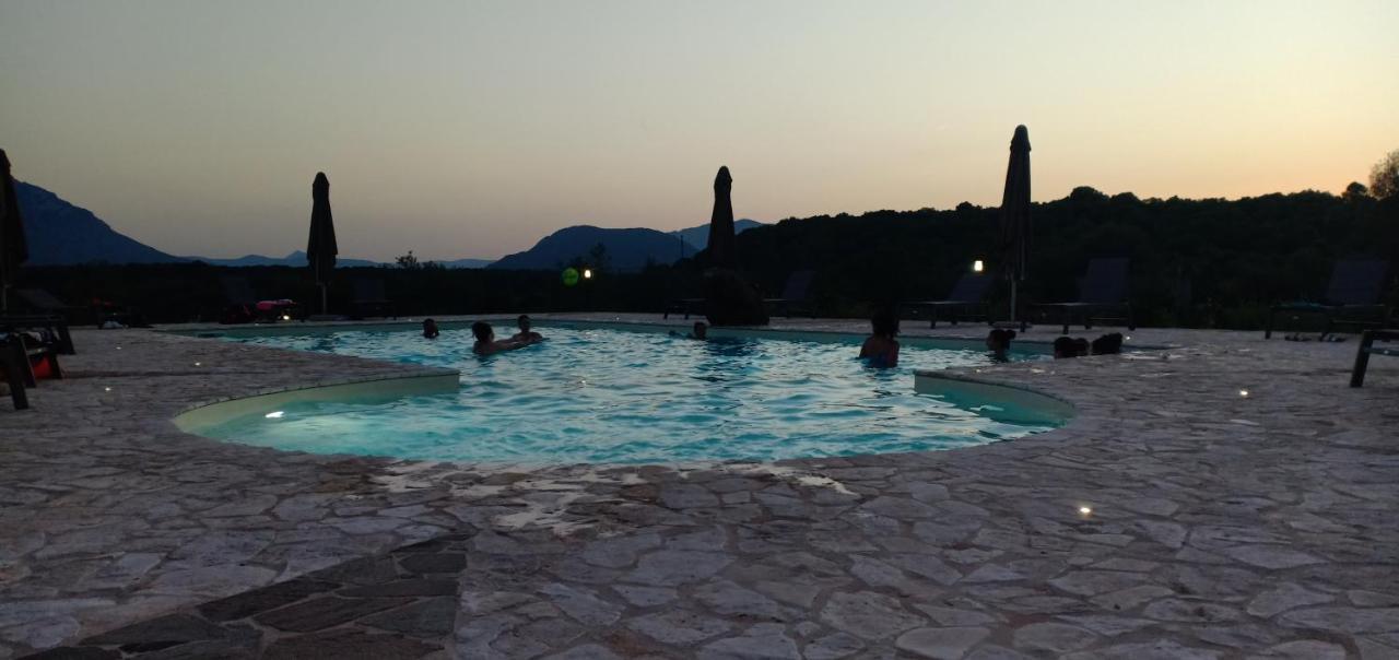 הוילה דורגלי Agriturismo Muristene מראה חיצוני תמונה